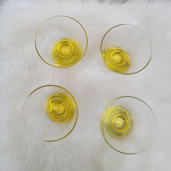 set of 4 vintage mcm  stemless martini glasses yellow bottoms Retro Cosmopolitan - Picture 2 of 3